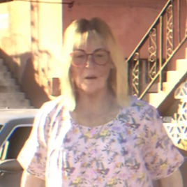 Hamlet Woman